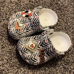 Crocs-drew Barrymore style baby size 4